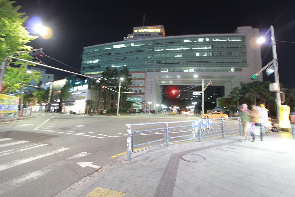 Cocoonstay Hongik Univ. Station Hostel *