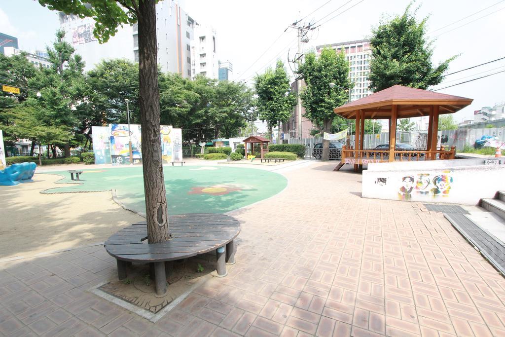 Cocoonstay Hongik Univ. Station Hostel